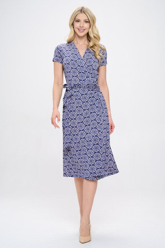 Print V neck Jersey Dress with Tie-1