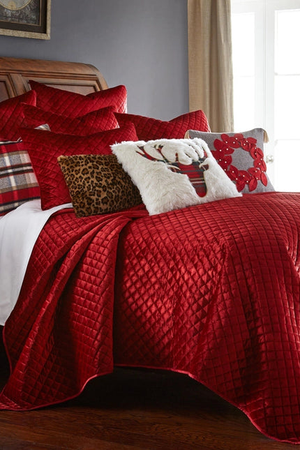 Red Velvet Quilt Set