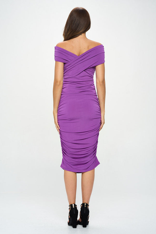 Solid Off Shoulder Midi Bodycon Dress with Ruched Detail-4