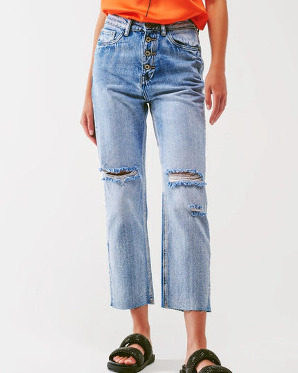 Sraight-Leg Jeans With Exposed Buttons And Ripped Knees