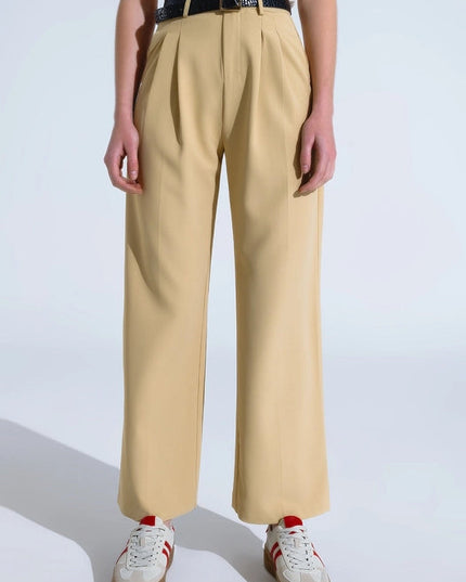 Straight Leg Trousers With Side Pockets And Darts In Beige