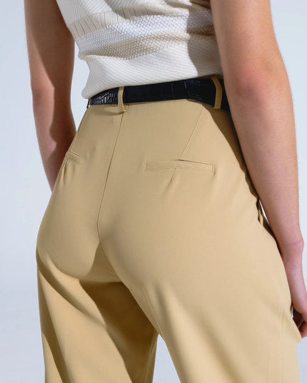 Straight Leg Trousers With Side Pockets And Darts In Beige