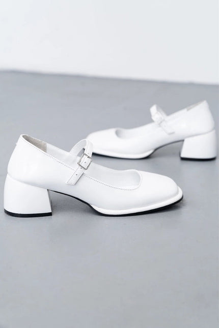 Strappy Block Heel Court Shoes Patricia Milk