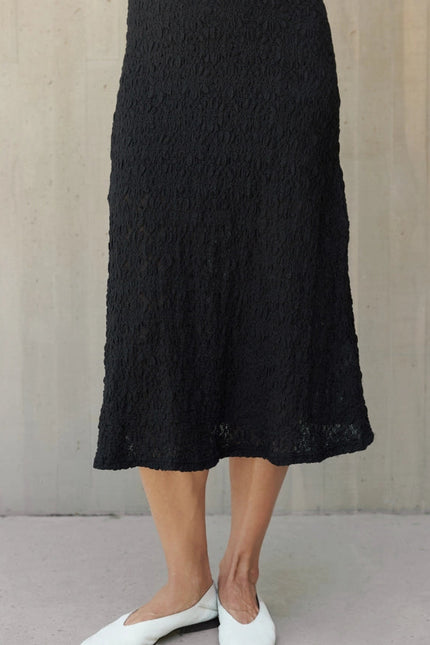 The Linden Dress | Lace Polo Midi Dress Black