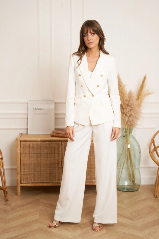 Timeless Fitted Double-Breasted Suit Jacket with Gold Buttons  White