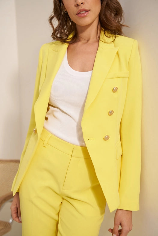 Timeless Fitted Double-Breasted Suit Jacket with Gold Buttons Yellow