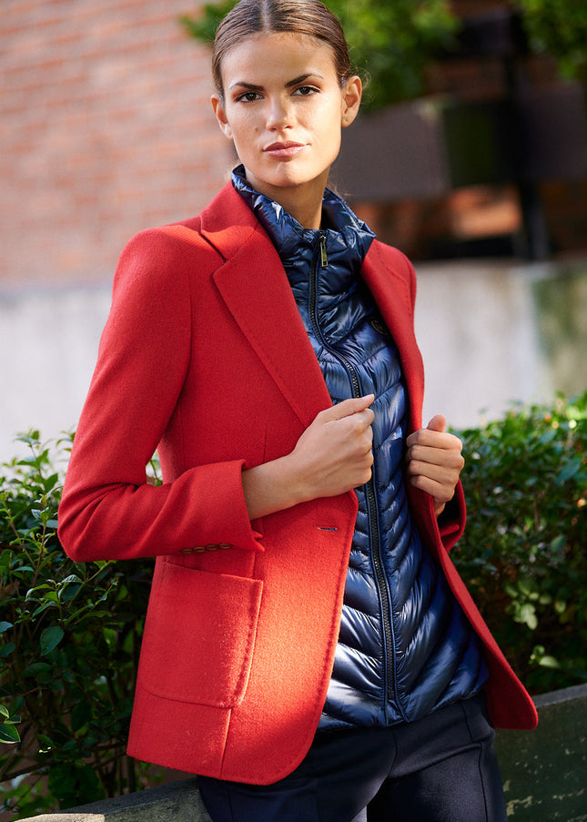 Timeless and elegant blazer EVELYN SLIM FIT RED