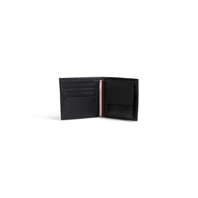 Tommy Hilfiger Men Wallet