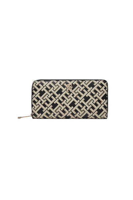 Tommy Hilfiger  Women Wallet