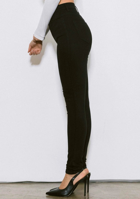 Trustfall Skinny Jeans Black