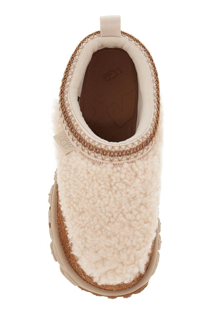 Ugg "comfortable venture slides