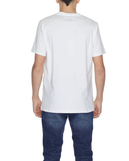 Underclub Men T-Shirt