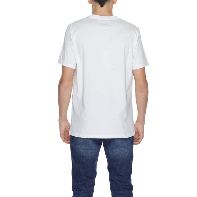 Underclub Men T-Shirt