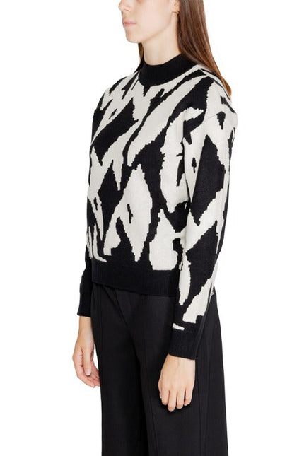 Vero Moda  Women Knitwear