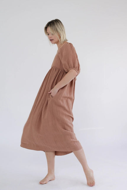 Volumed Short Sleeve Midi Dress-Dress-amente-Urbanheer