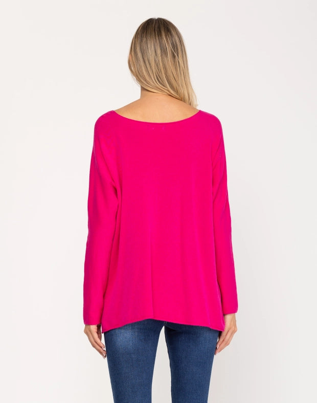 Wide knit sweater with V-neck