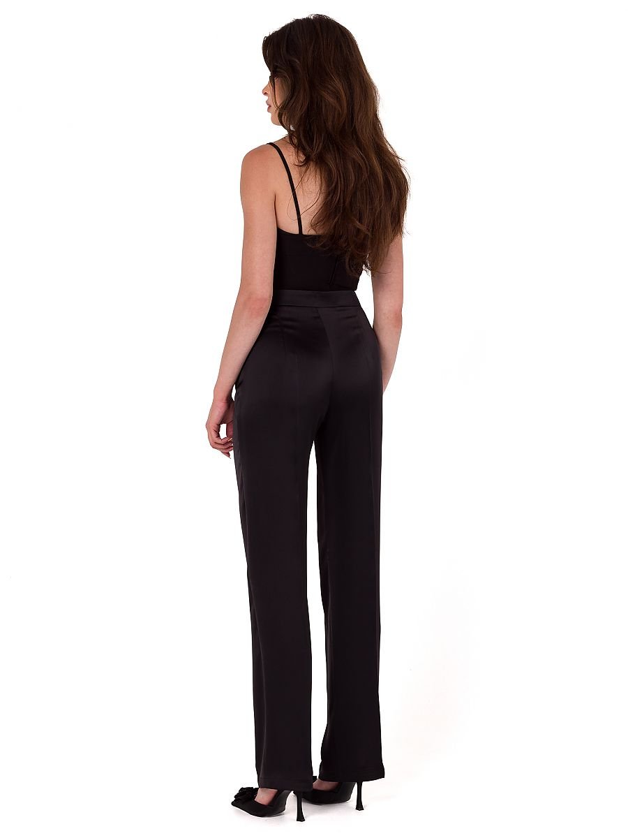 Women trousers model 185487 Makover-1