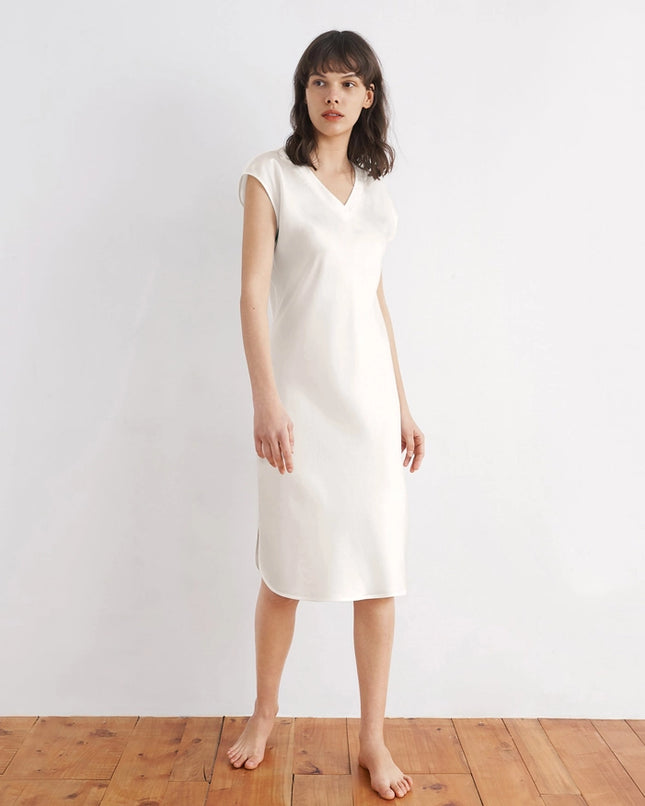 Relaxed Fit Night Gown Ivory-Night Gown-MommeSilk-Urbanheer