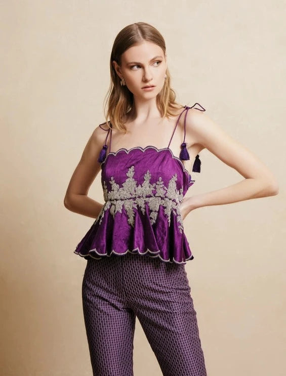 Alana Embroidered Peplim Top-TOP-La fuori-XS-Urbanheer