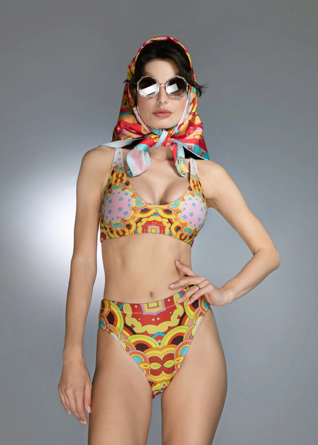 Psychedelic Clouds Red - Bikini-Nuvula-Urbanheer