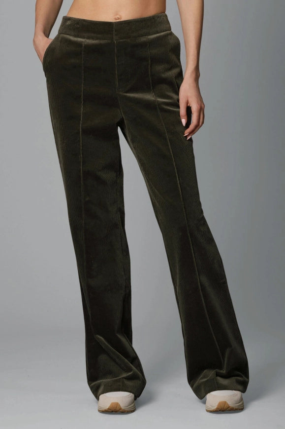 Lyocell Blend Belted Wide Leg Trouser