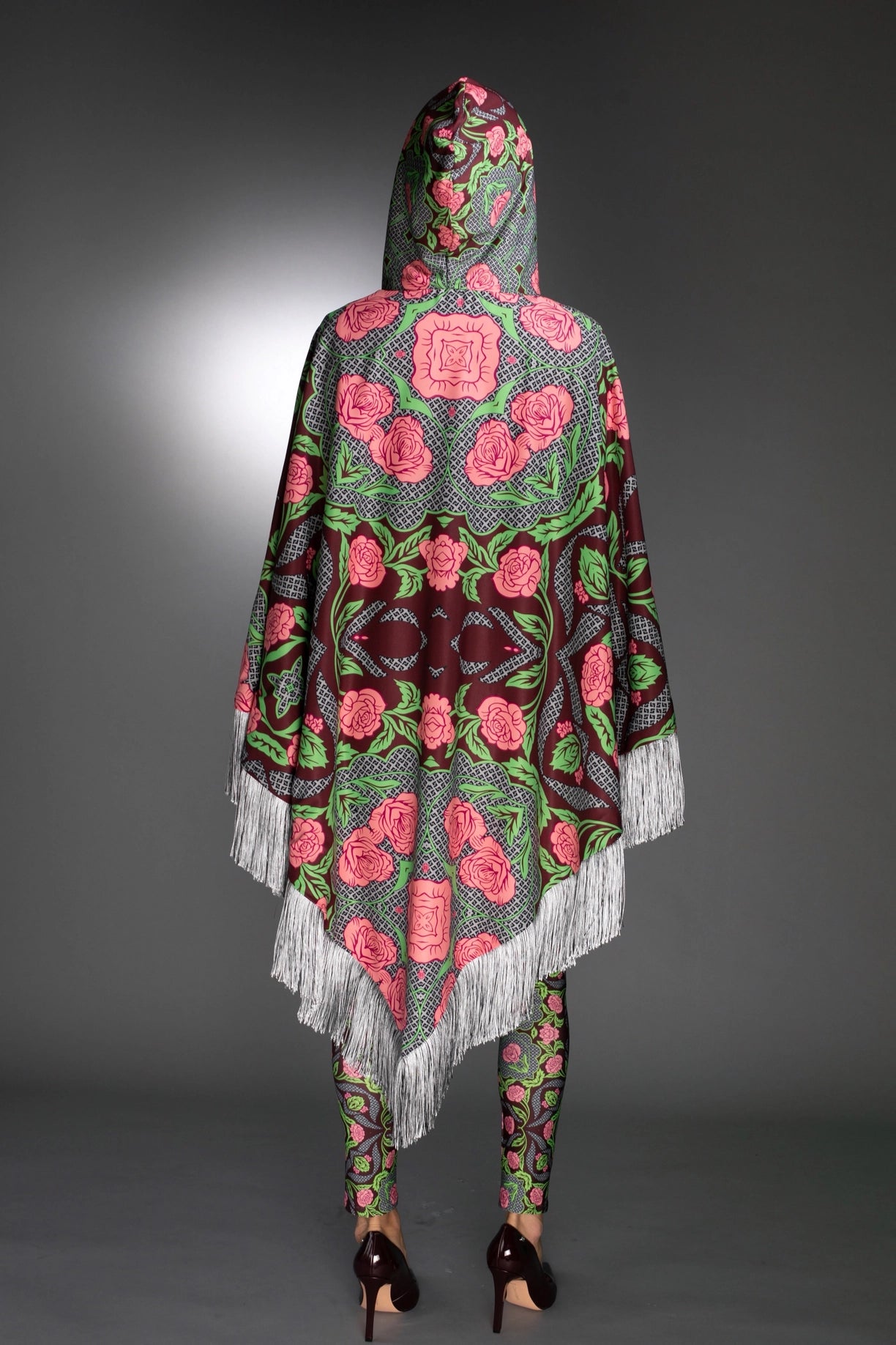 Floral-Printed Fabric Reversible Pink Rosses Floral Cape-Nuvula-Urbanheer