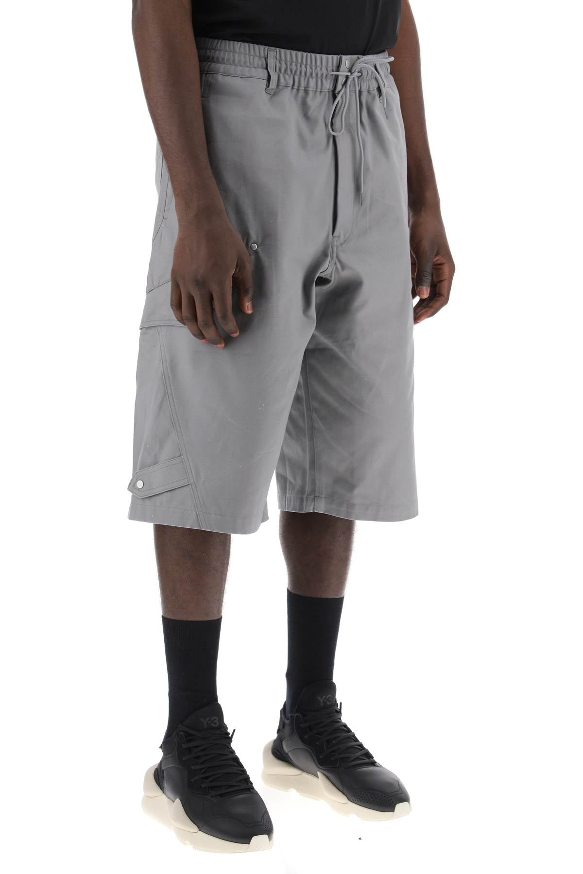 Y-3 canvas multi-pocket bermuda shorts. - Grey
