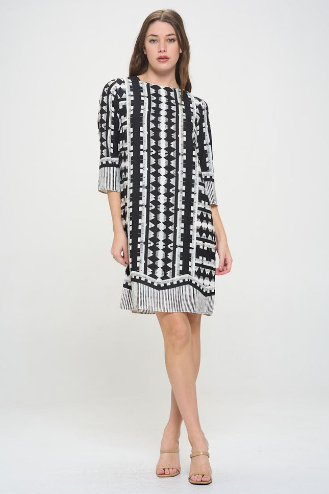 Geometric Print 3/4 Sleeve Shift Dress-3