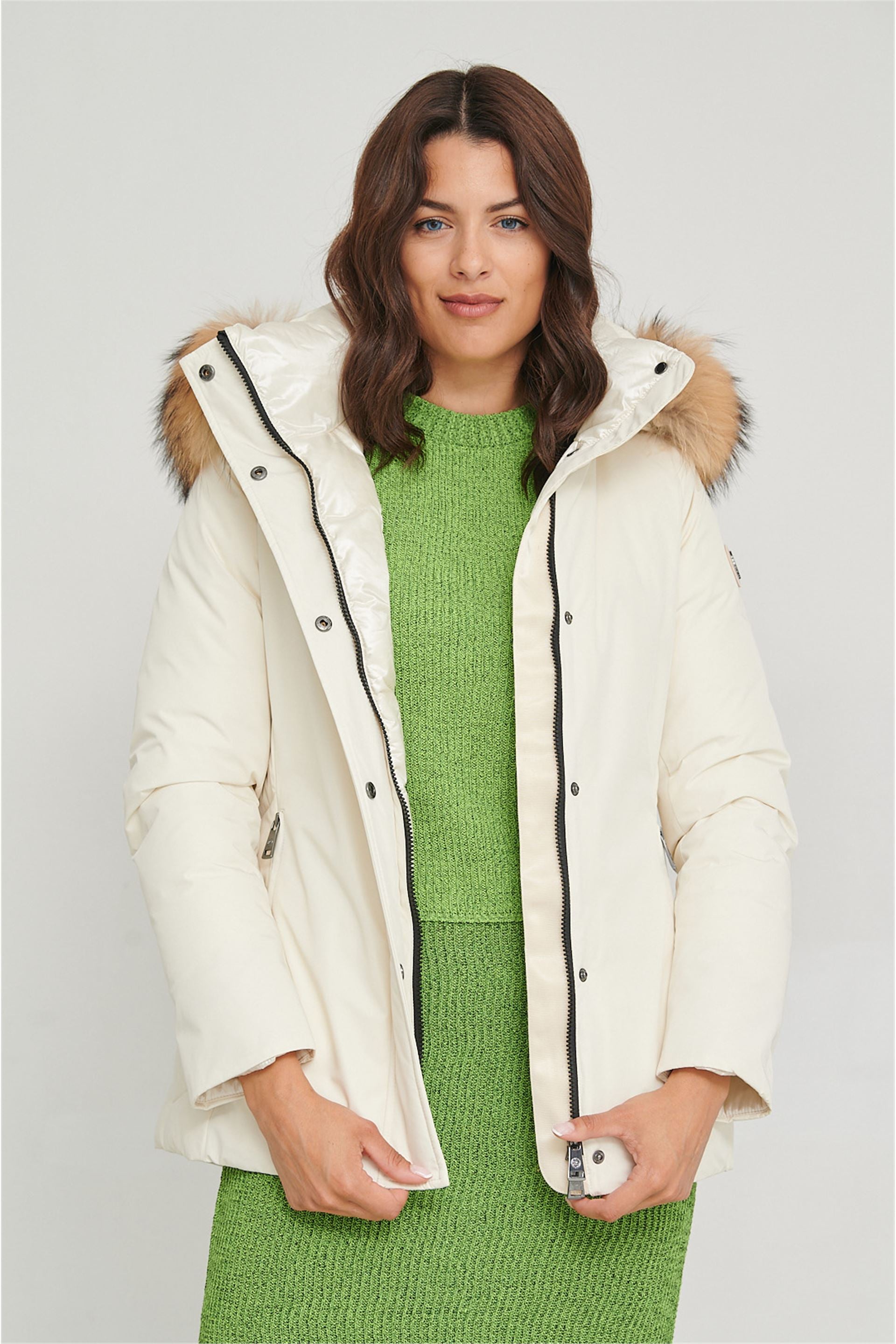 Hollywood Women Puffer Jacket-Clothing - Women-Henry Arroway-NACAR-S-Urbanheer