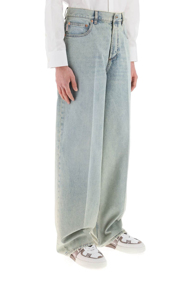 Oversized Jeans With V Detail