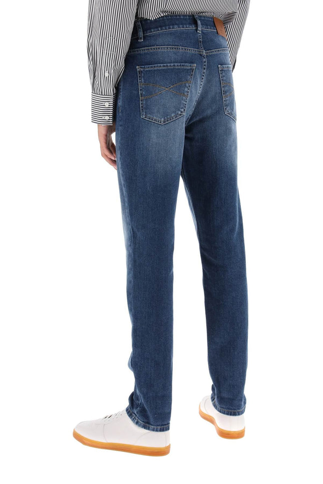 Traditional Fit Jeans