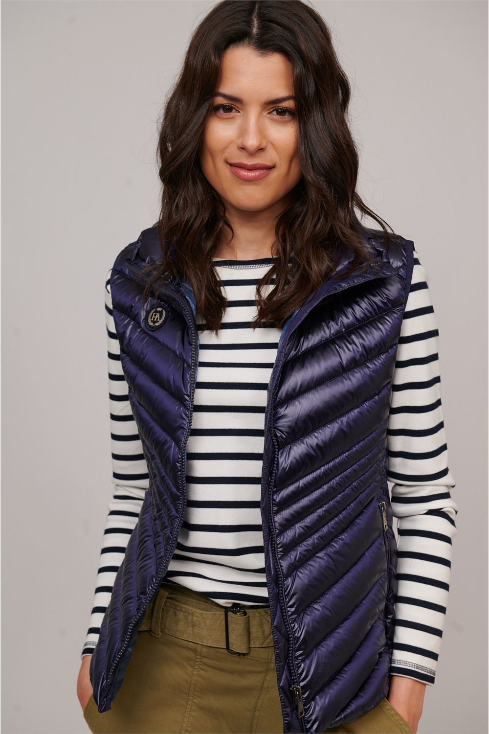 Victoria New Women Puffer Vest-Clothing - Women-Henry Arroway-NAVY-S-Urbanheer