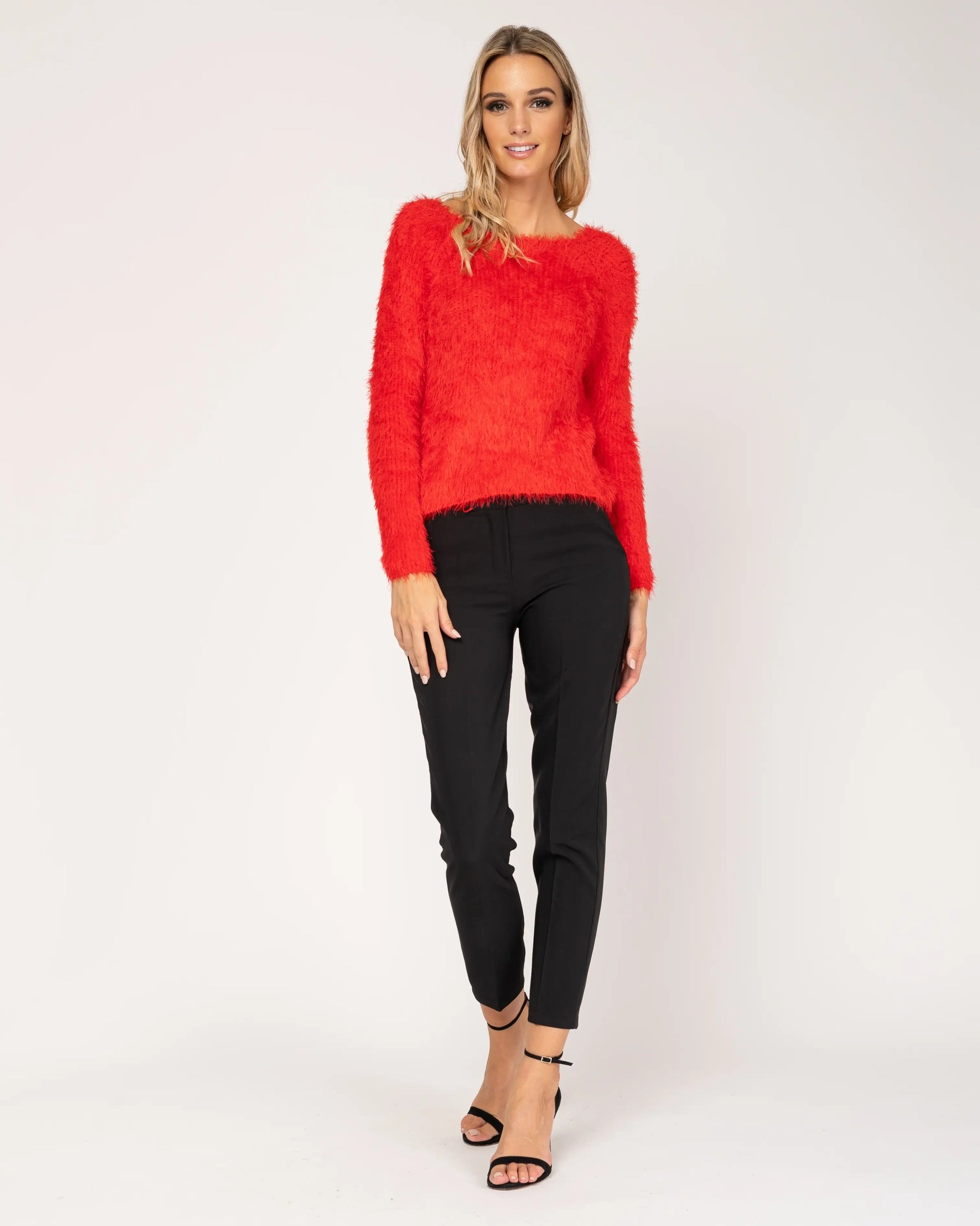 Long-Sleeved Knit Sweater.-Tantra-Urbanheer