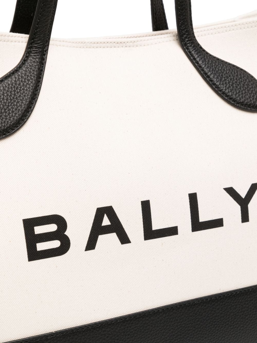 Bally Bags.. White-Bally-UNI-Urbanheer