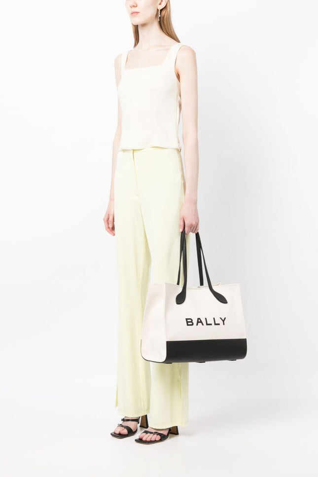 Bally Bags.. White-Bally-UNI-Urbanheer