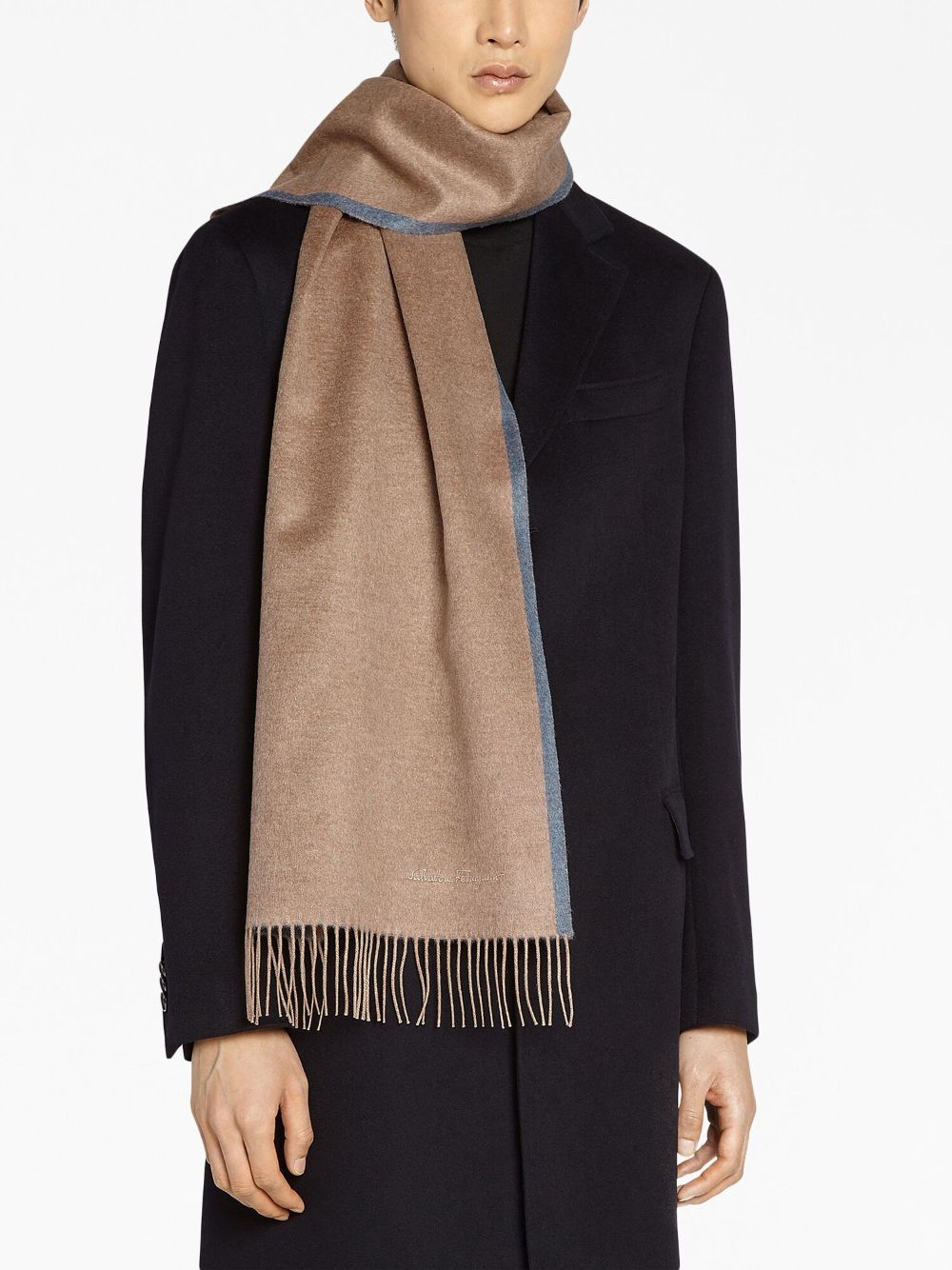 Ferragamo Scarfs Camel-Ferragamo-UNI-Urbanheer