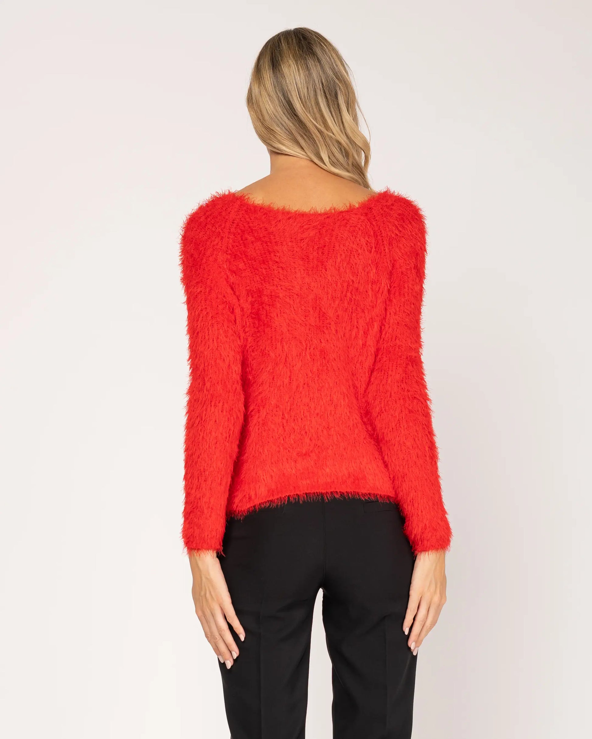 Long-Sleeved Knit Sweater.-Tantra-Urbanheer