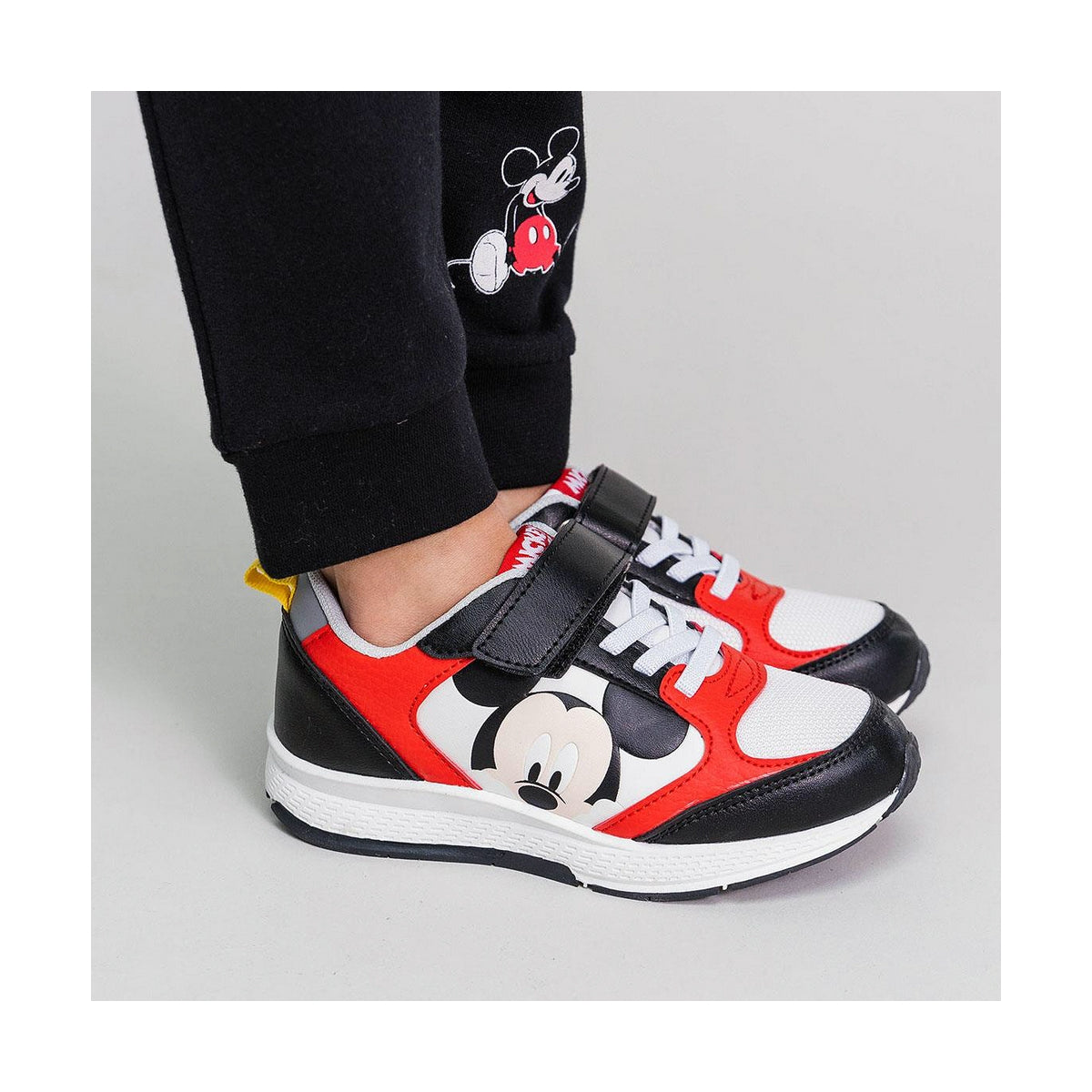 Sports Shoes for Kids Mickey Mouse Black Red-Mickey Mouse-Urbanheer