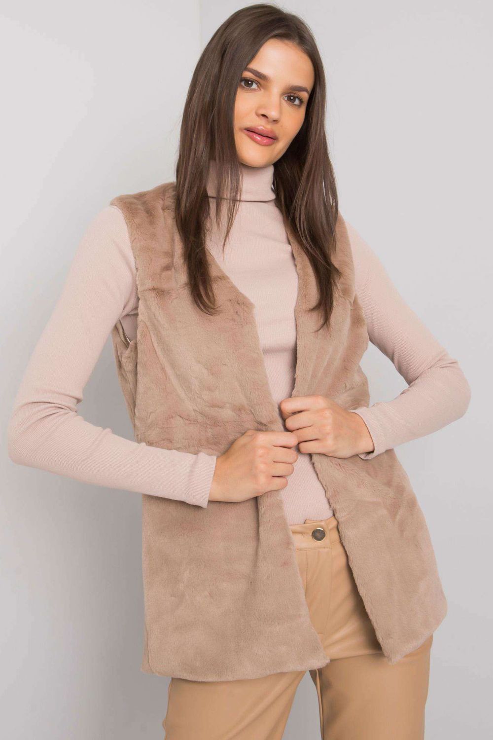 Gilet Outfit-Clothing - Women-Yups-Urbanheer