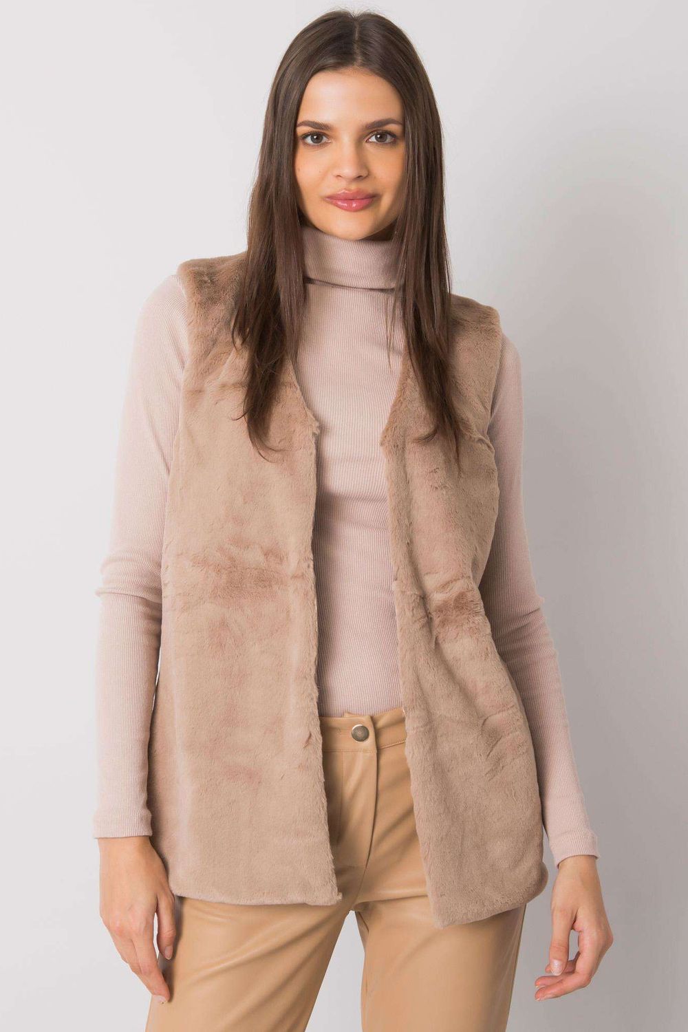 Gilet Outfit-Clothing - Women-Yups-Urbanheer