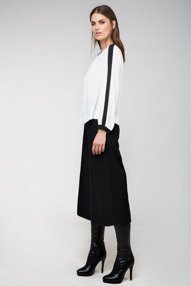 High-Waisted Wide Leg Trousers-Conquista-36-Urbanheer