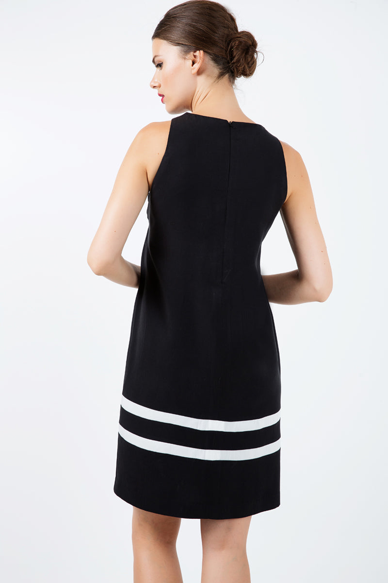 Black Sleeveless Dress With White Stripe Detail-Conquista-38-Urbanheer