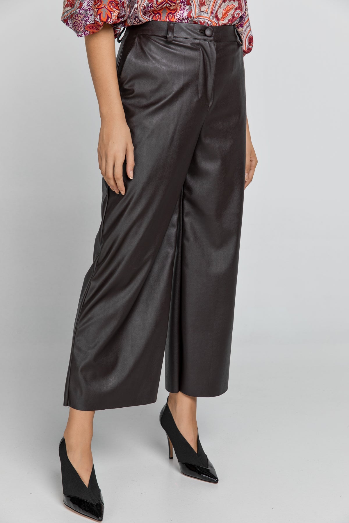 Dark Brown Faux Leather Culottes-TROUSERS-Conquista-Urbanheer