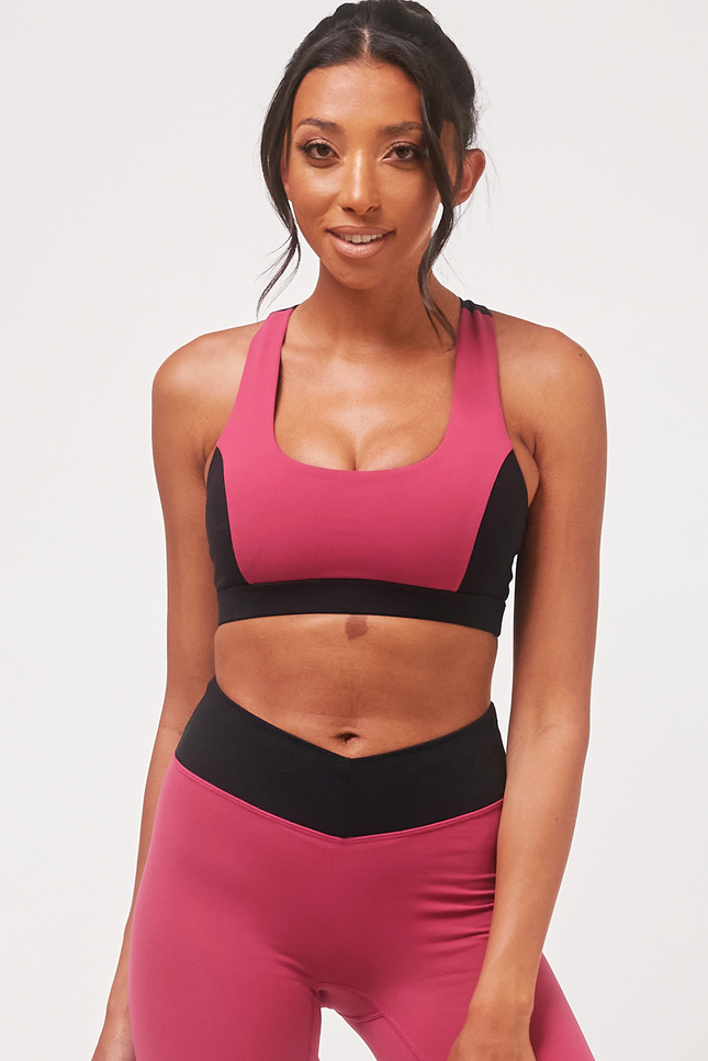 Swift Keyhole Racerback Bra-rebody-Urbanheer