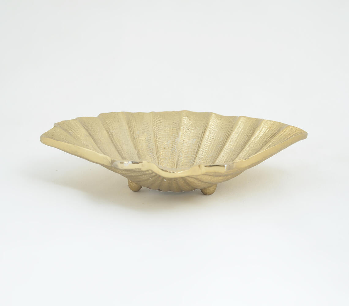 Gold Toned Aluminium Shell Table Tray-Qalara-Urbanheer