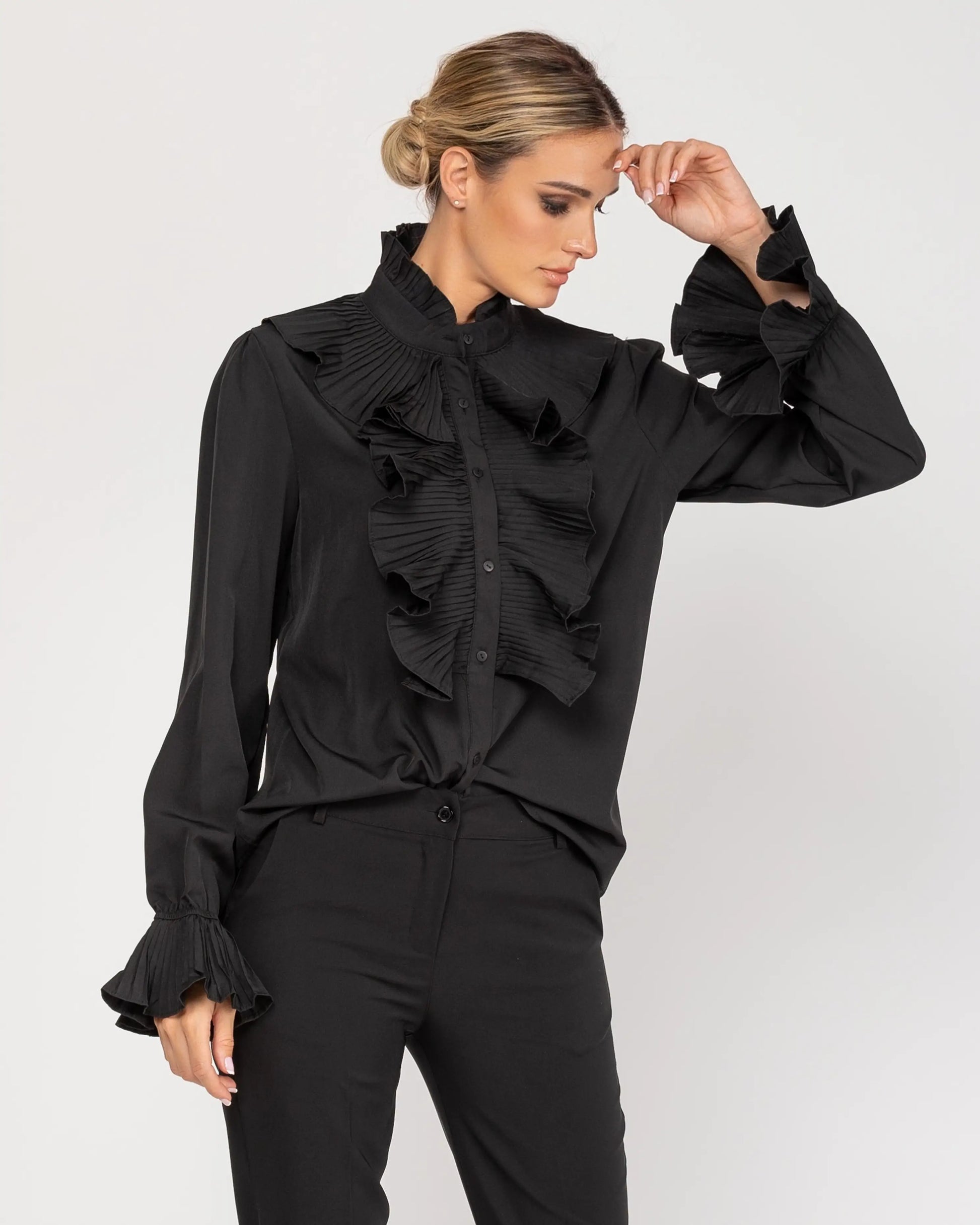 Buttoned Blouse With Ruffles And Elastic Long Sleeves.-Tantra-Urbanheer