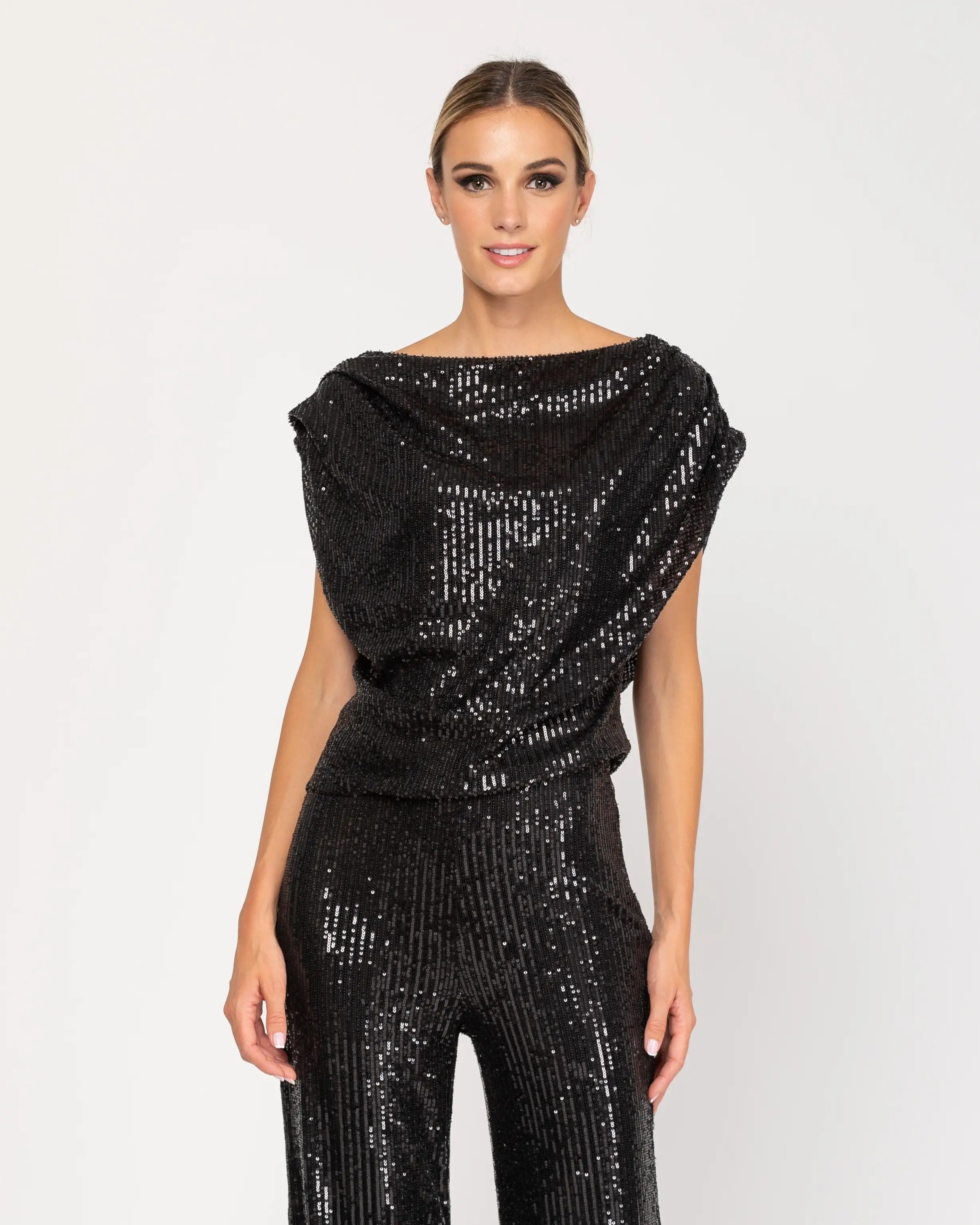 Short Sleeve Boat Neck Sequin Top-Tantra-Urbanheer